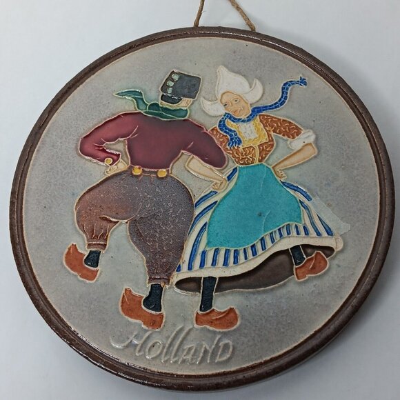 Westraven Utrecht Holland Wall Hanging Decor Stonewear Dancing Couple 5.25" - Picture 4 of 9